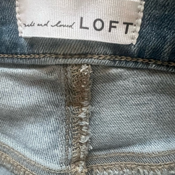LOFT Light Wash Cropped Jeans - Picture 6 of 9